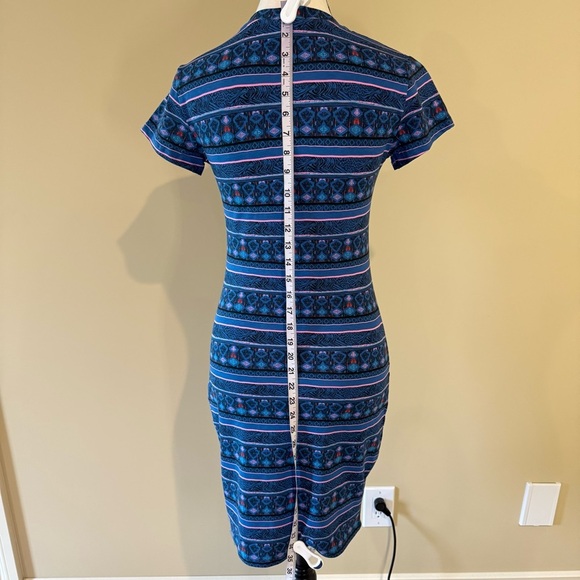 No Boundaries Women's Printed T-Shirt Dress - Picture 10 of 12